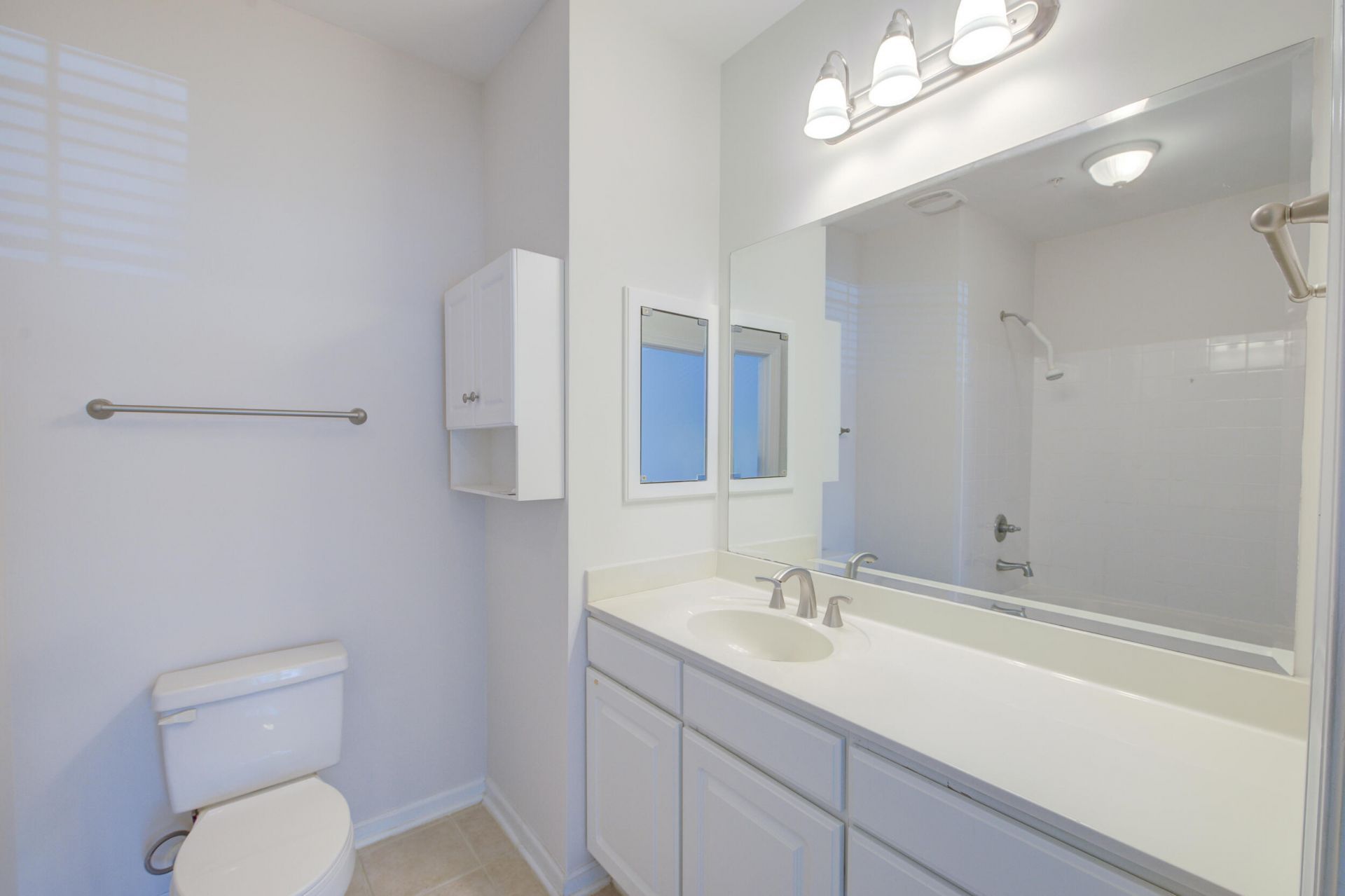 1025 Riverland Woods Place Photo 14