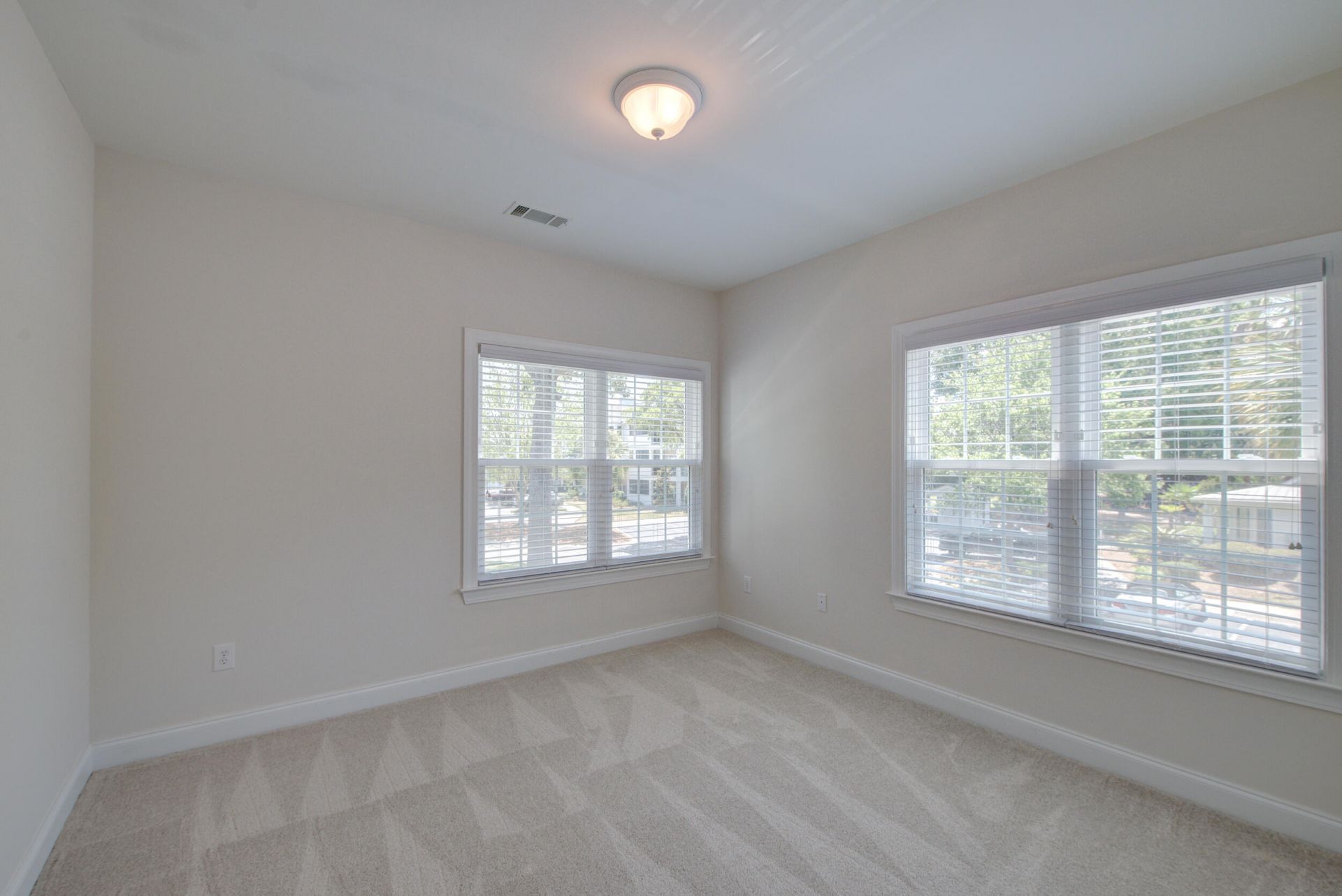 1025 Riverland Woods Place Photo 18