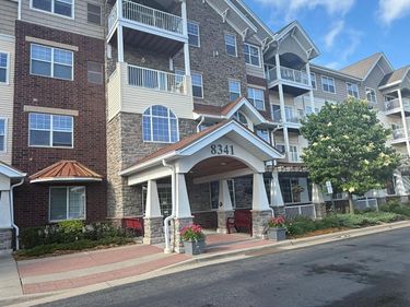 8341 Lyndale Avenue S, Unit 409, Bloomington, MN 55420