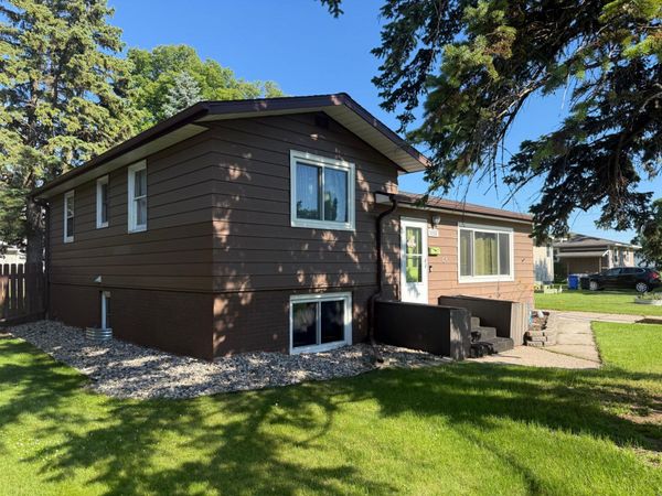 1153 Rossman Avenue , Detroit Lakes, MN 56501
