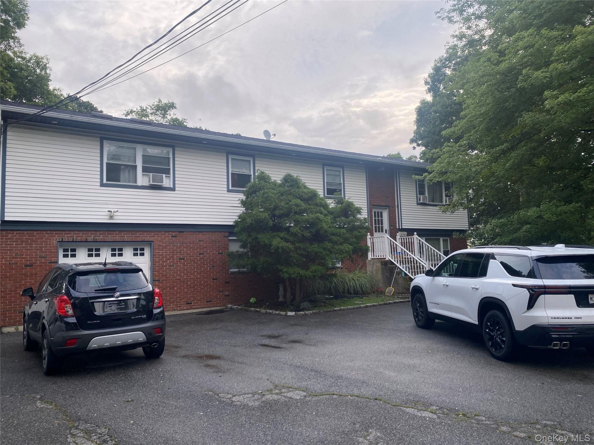 381 W 3rd Street , West Islip, NY 11795 Main Photo