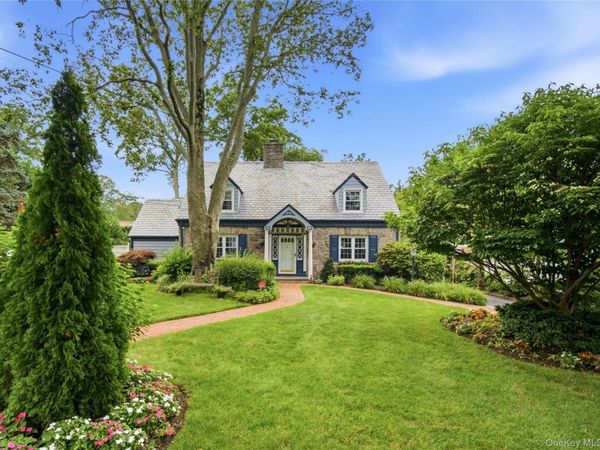 3 Carnegie Avenue, Cold Spring Harbor, NY 11724