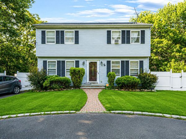 49 Barbara Lane , Medford, NY 11763