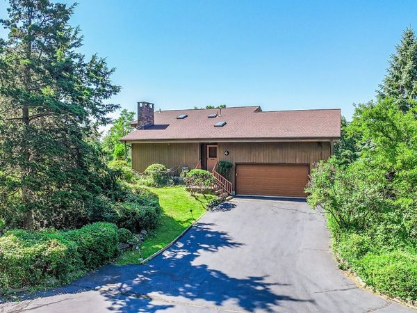 4 Bellview Drive , Valley Cottage, NY 10989