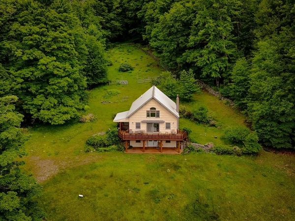 385 Sundown Road , Grahamsville, NY 12740
