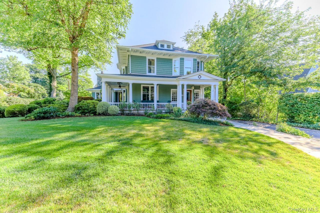 32 Lynden Street, Rye, NY 10580 Main Photo