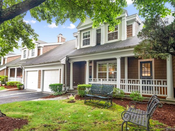 19 Winterberry Lane , Briarcliff Manor, NY 10510