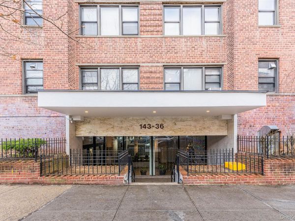 143-36 Barclay Avenue , Unit 1H, Flushing, NY 11355