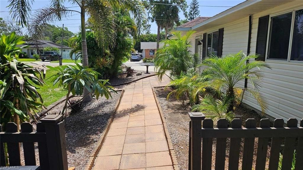27142 Jackson Ave, Bonita Springs, FL 34135 Photo