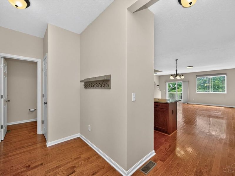 9570 Greenery Court, Deerfield Township, OH 45140 Photo 4