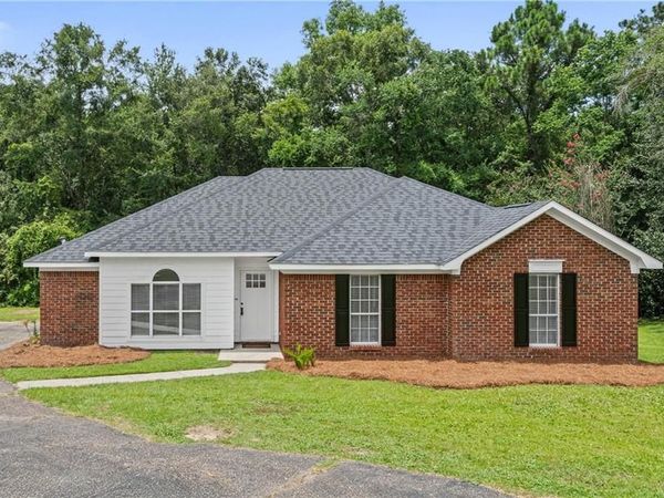 6812 Briargrove Court, Mobile, AL 36695