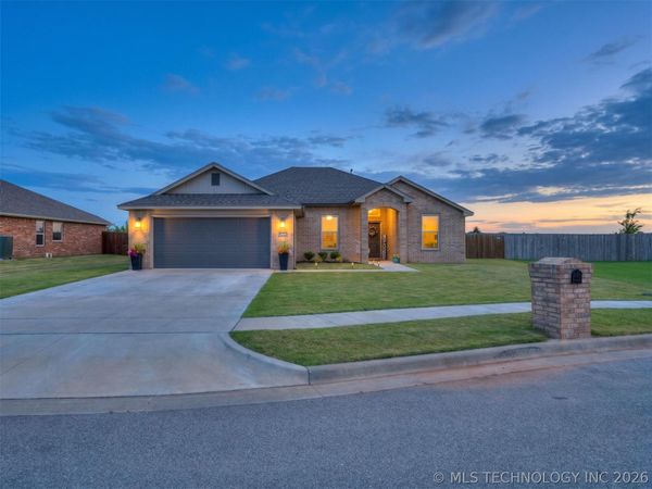 14956 S Oak Street, Glenpool, OK 74033