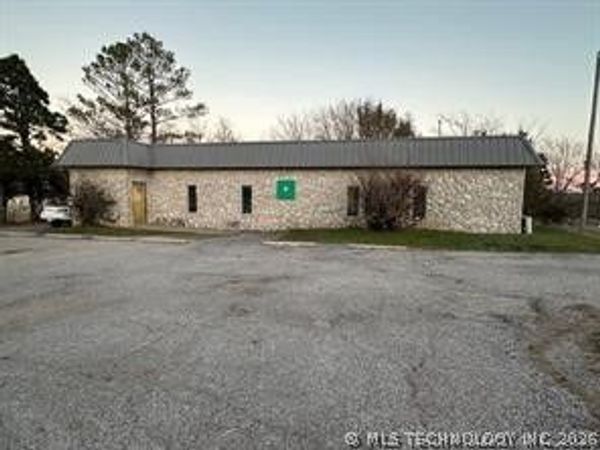 117 Rodgers , Holdenville, OK 74848