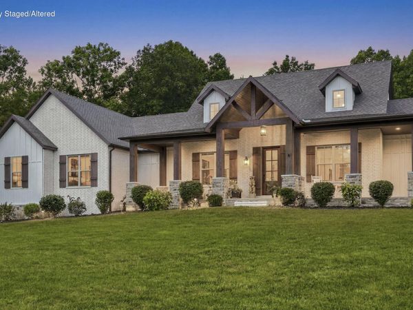 722 Seven Pines Drive , Saddlebrooke, MO 65630