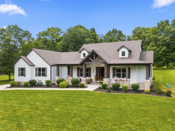 722 Seven Pines Drive, Saddlebrooke, MO 65630