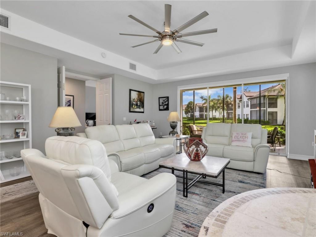 4758 Stratford Ct , Unit 1302, Naples, FL 34105 Photo