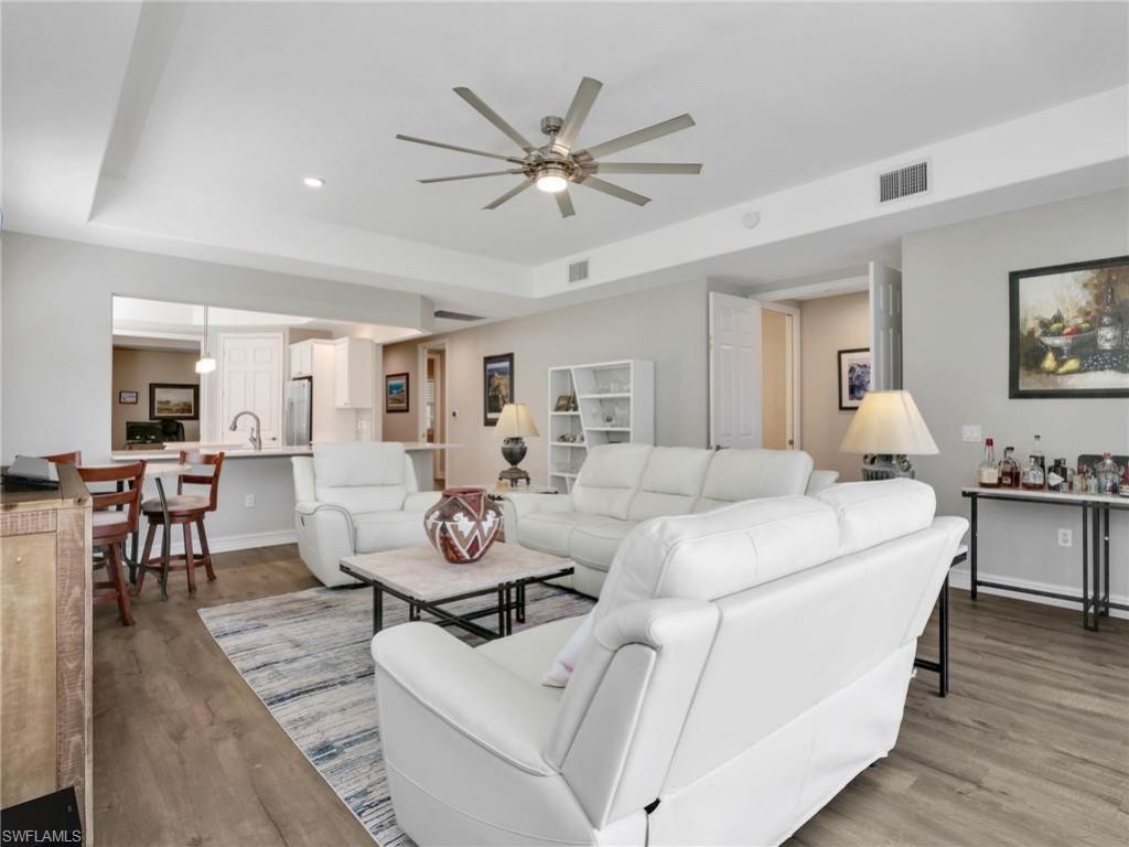 4758 Stratford Ct , Unit 1302, Naples, FL 34105 Photo