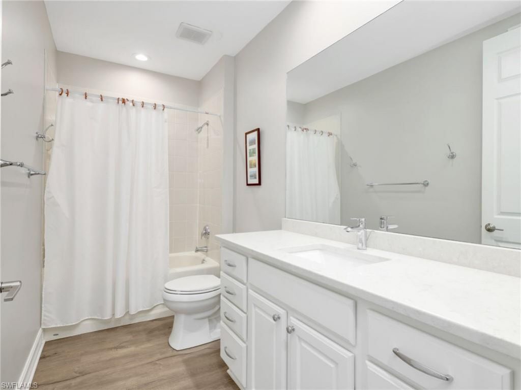 4758 Stratford Ct , Unit 1302, Naples, FL 34105 Photo