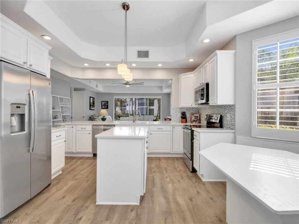 4758 Stratford Ct , Unit 1302, Naples, FL 34105 Photo