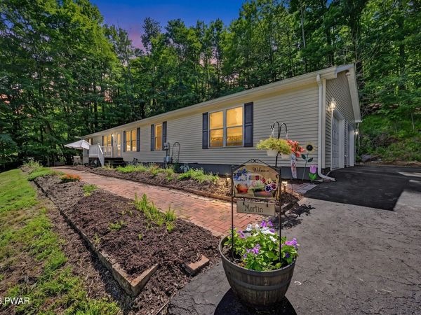 1416 Overlook Avenue, Honesdale, PA 18431