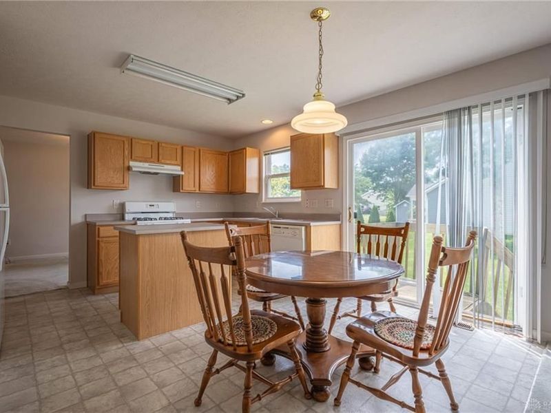 6643 Morrell Drive, Huber Heights, OH 45424 Photo 7