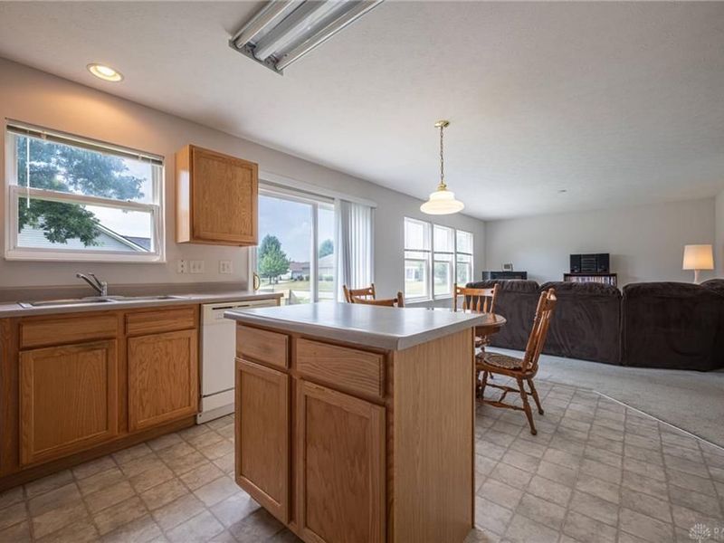 6643 Morrell Drive, Huber Heights, OH 45424 Photo 8