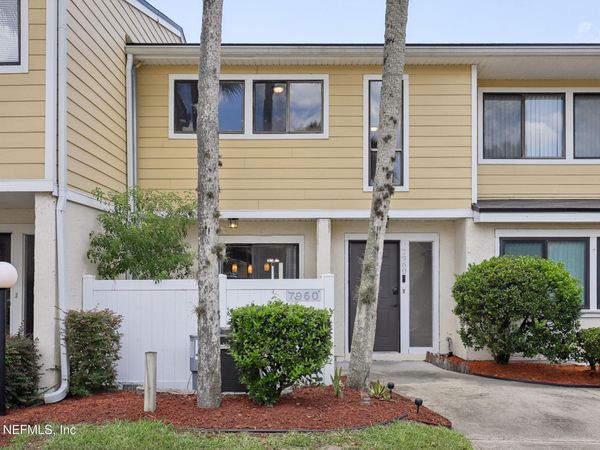 7960 LOS ROBLES Court, Unit 7960, Jacksonville, FL 32256