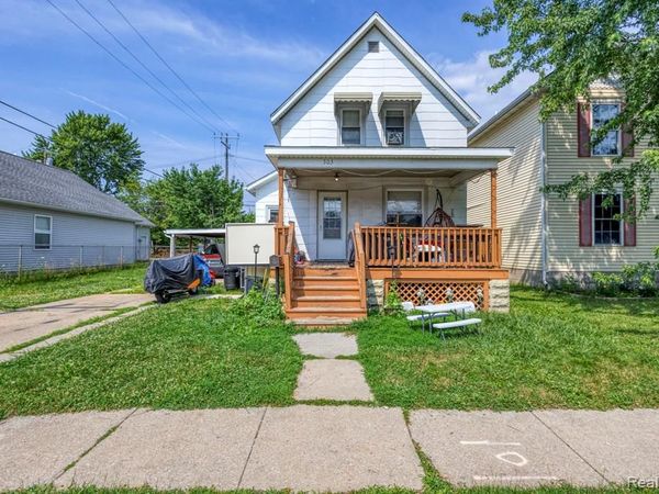 503 14TH Street , Port Huron, MI 48060