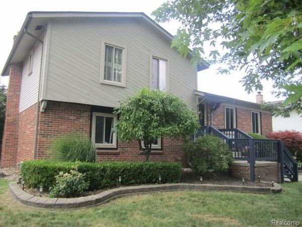 42039 Merrimac Circle, Clinton Twp, MI 48038