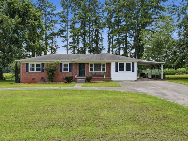 30 West Prospect Rd , Fayetteville, TN 37334