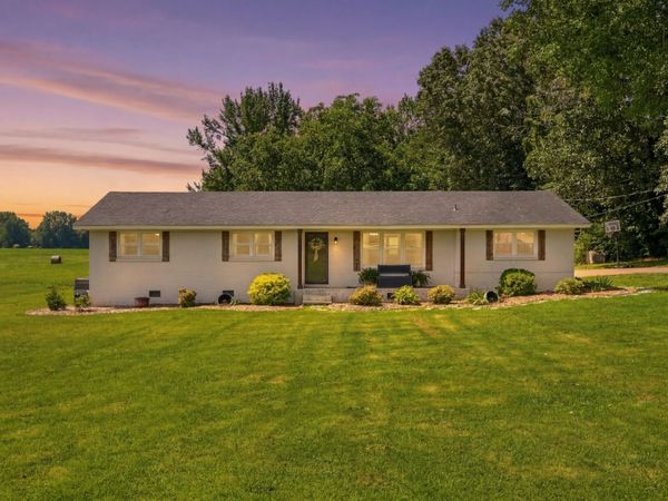 113 Old Quick Rd, Fayetteville, TN 37334