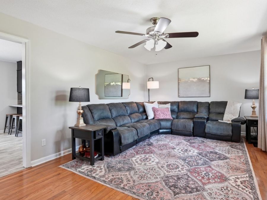 Property Image 6