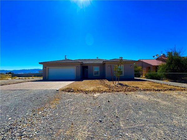 2080 S Highland Avenue , Pahrump, NV 89048