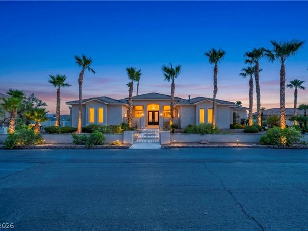 5960 Michelli Crest Way , Las Vegas, NV 89149