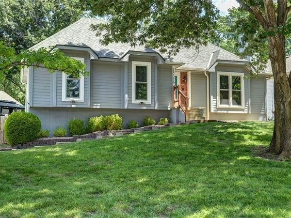 15316 W 122nd Terrace, Olathe, KS 66062