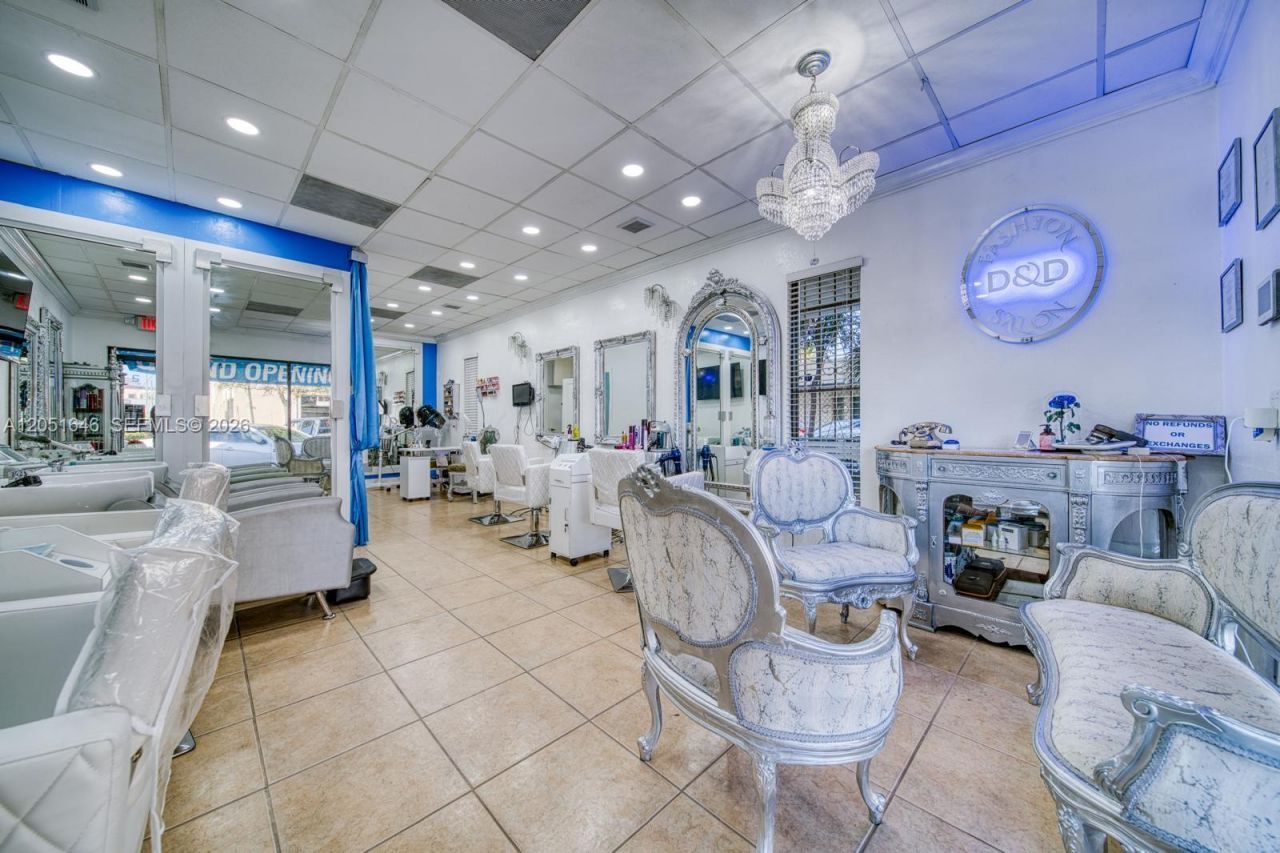 Full Service Beauty Salon Prime Location Close To , South Miami, FL 33143 Photo
