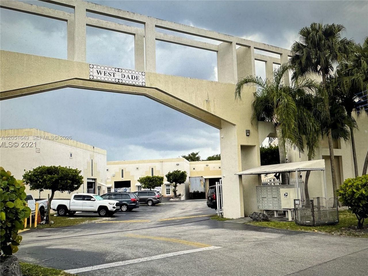 10411 NW 28th St , Doral, FL 33172 Photo