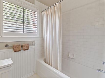1810 4th Ave, Sacramento, CA 95818 Photo