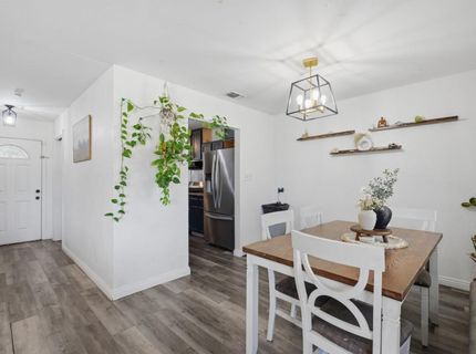 7109 Delhaven Way, North Highlands, CA 95660 Photo
