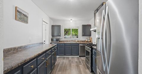 7109 Delhaven Way, North Highlands, CA 95660 Photo