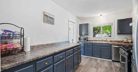 7109 Delhaven Way, North Highlands, CA 95660 Photo