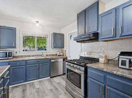 7109 Delhaven Way, North Highlands, CA 95660 Photo