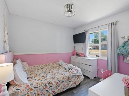 7109 Delhaven Way, North Highlands, CA 95660 Photo