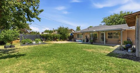 7109 Delhaven Way, North Highlands, CA 95660 Photo