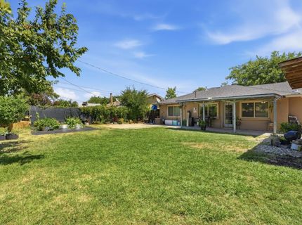 7109 Delhaven Way, North Highlands, CA 95660 Photo