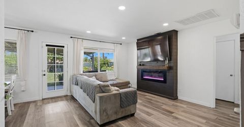 7109 Delhaven Way, North Highlands, CA 95660 Photo