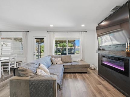 7109 Delhaven Way, North Highlands, CA 95660 Photo