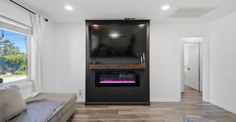 7109 Delhaven Way, North Highlands, CA 95660 Photo