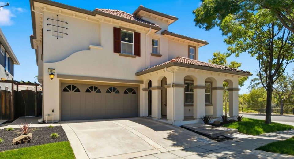 248 S Pacifico St, Mountain House, CA 95391 Photo