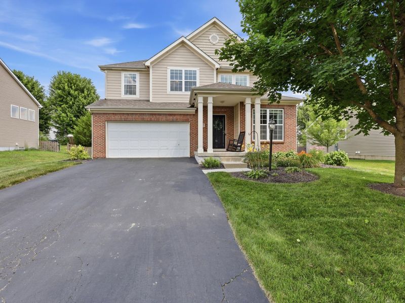 737 Brevard Circle, Pickerington, OH 43147 Photo 2